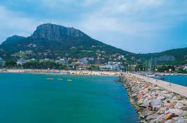 Castell Montgri - Eurocamp
